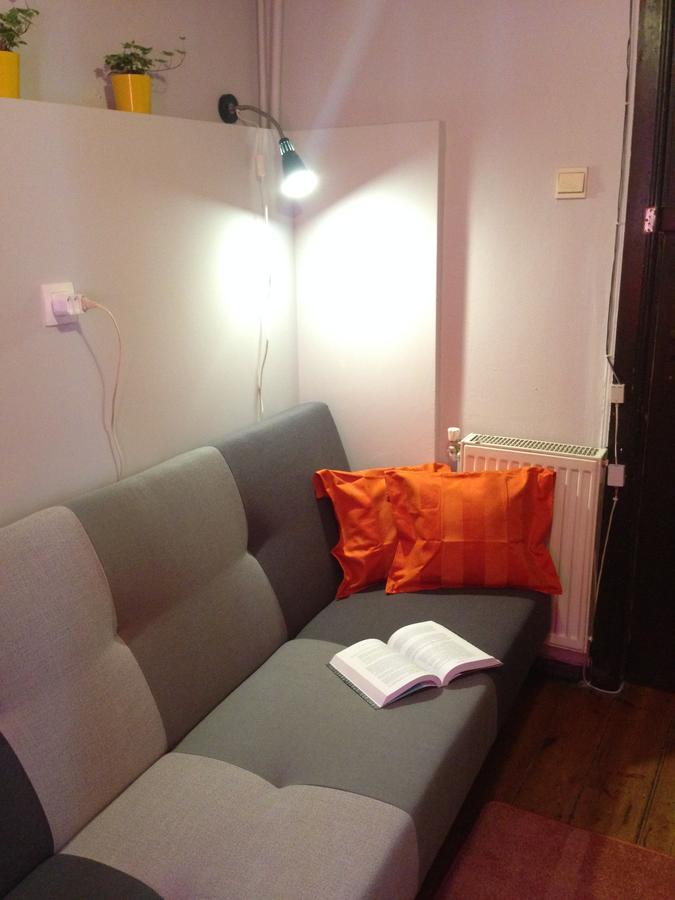 Frolic Goats Hostel 波兹南 外观 照片