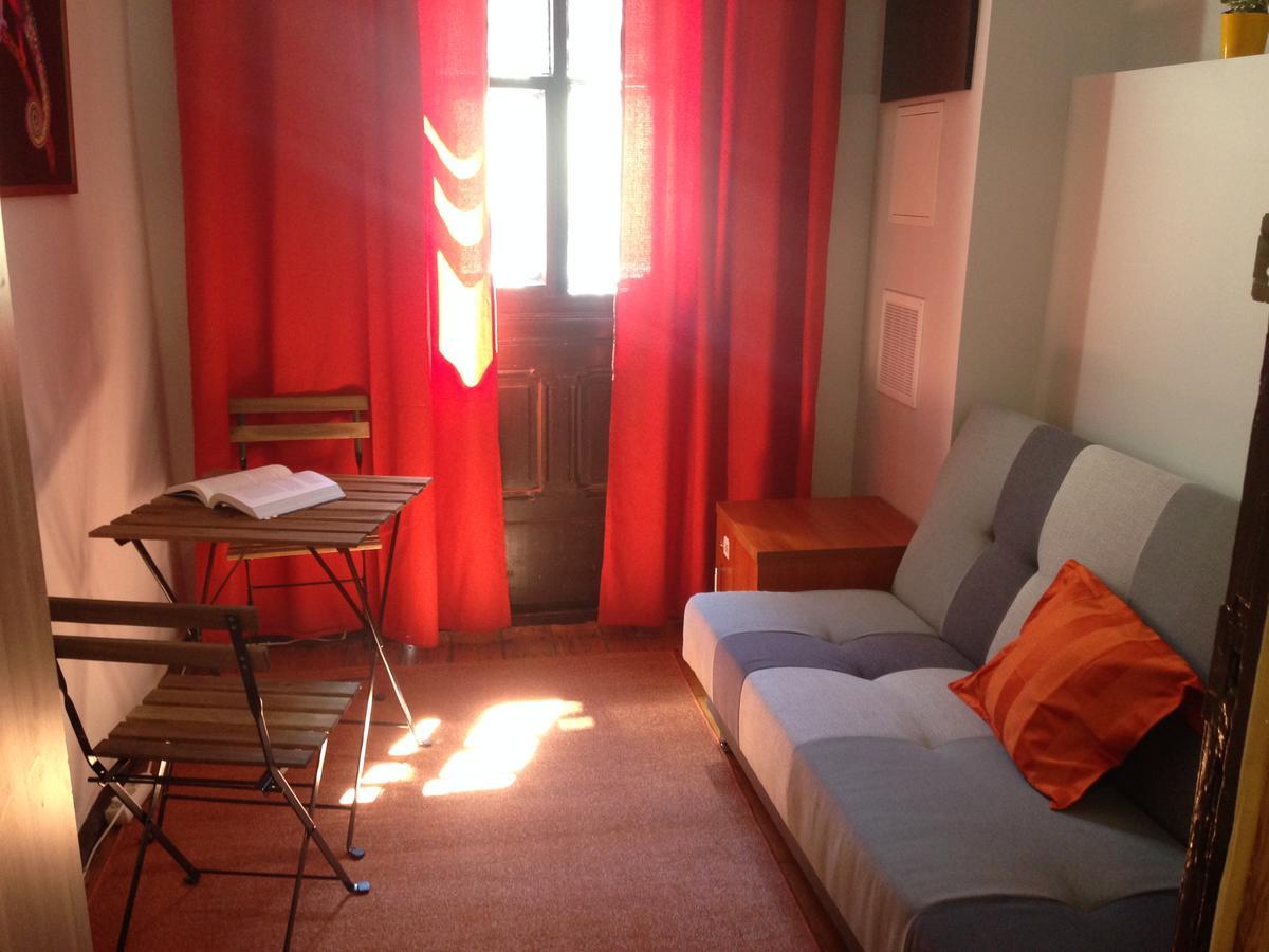 Frolic Goats Hostel 波兹南 外观 照片
