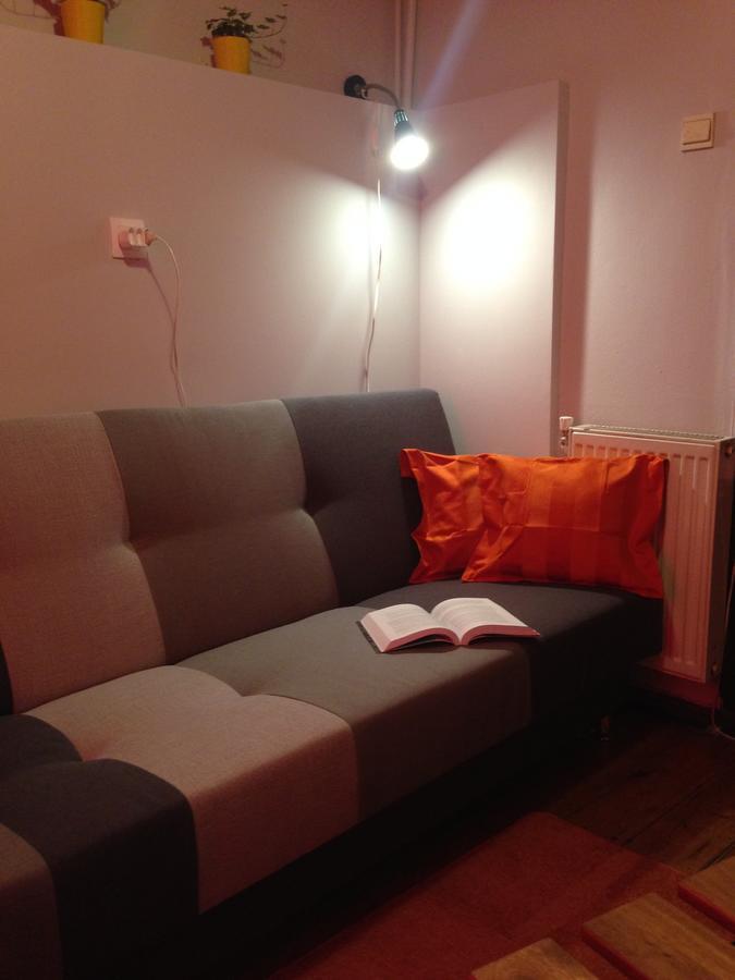 Frolic Goats Hostel 波兹南 外观 照片