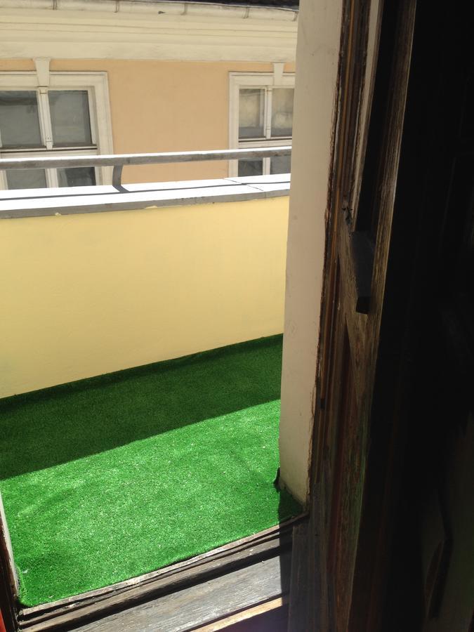 Frolic Goats Hostel 波兹南 外观 照片