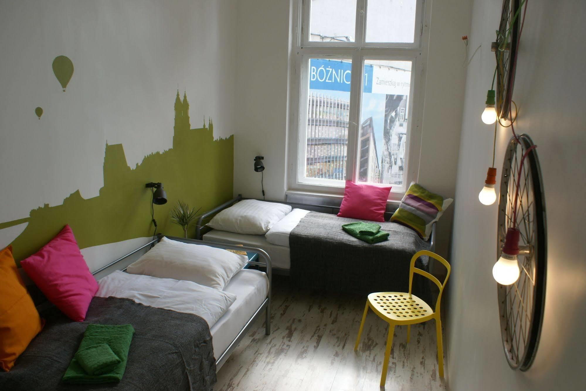 Frolic Goats Hostel 波兹南 外观 照片