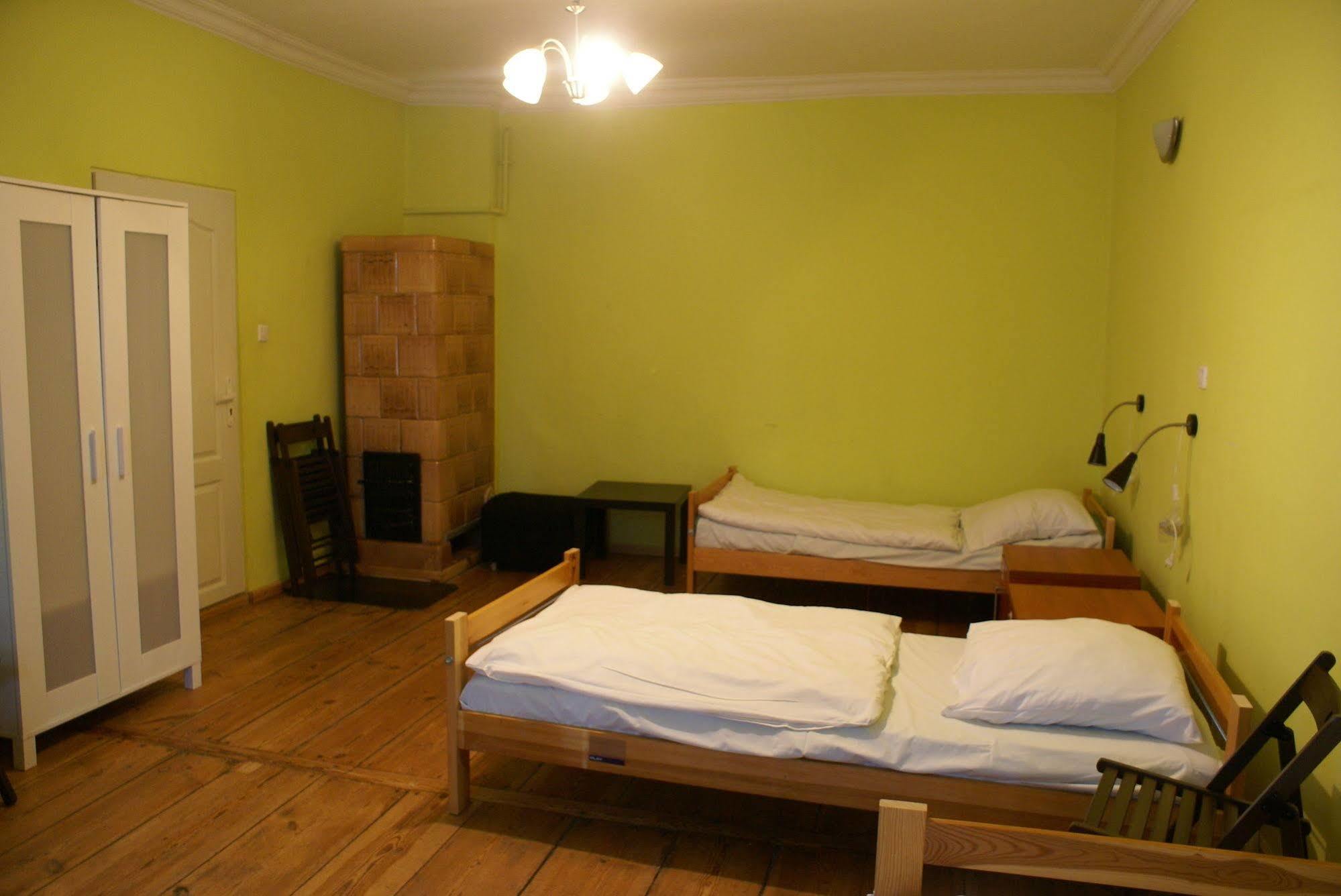 Frolic Goats Hostel 波兹南 外观 照片